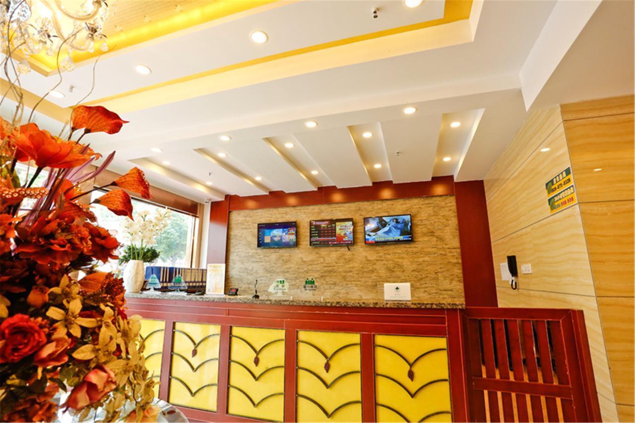 Greentree Inn Hainan Sanya Chunyuan Seafood Square Express Hotel Екстер'єр фото